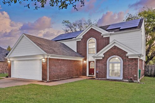 6716 Lyndale Dr, Watauga, TX, 76148-4214 | Card Image