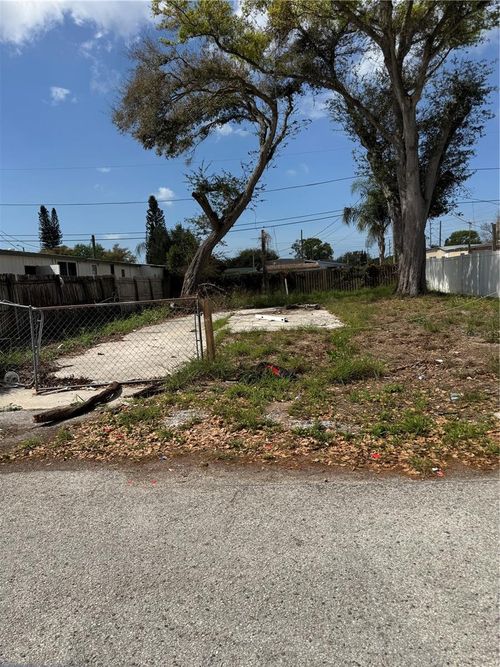1939 Rally Ln, HOLIDAY, FL, 34690-4422 | Card Image
