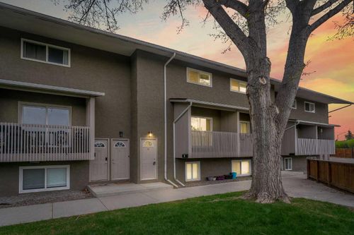 14-8112 36 Ave Nw, Calgary, AB, T3B3P3 | Card Image