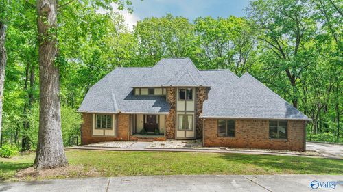 511 Rainbow Dr, Madison, AL, 35758-8279 | Card Image