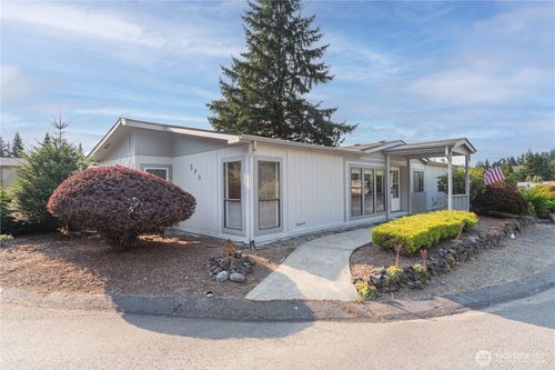 579 Nw Silver Glen Ln, Bremerton, WA, 98311-9133 | Card Image