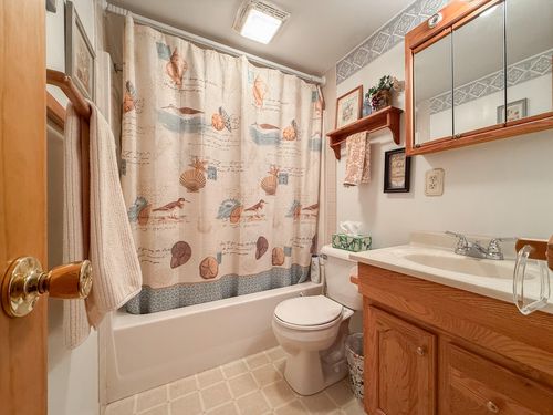 28860 Sarabyn St, Dowagiac, MI, 49047-9273 | Card Image