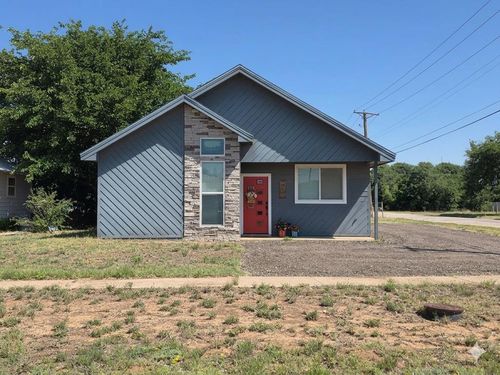 400 W 4th St, Stanton, TX, 79782-2030 | Card Image