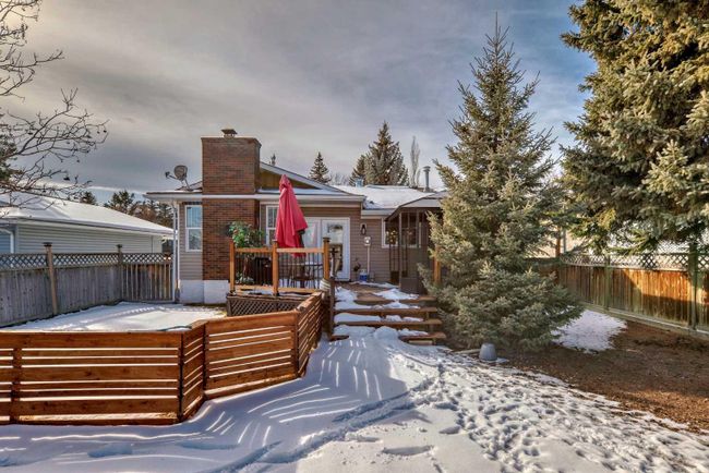 440 Cantrell Drive Sw, Home with 3 bedrooms, 1 bathrooms and 4 parking in Calgary AB | Image 27