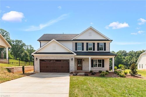 811 Gibb St, Winston-Salem, NC, 27106-6308 | Card Image