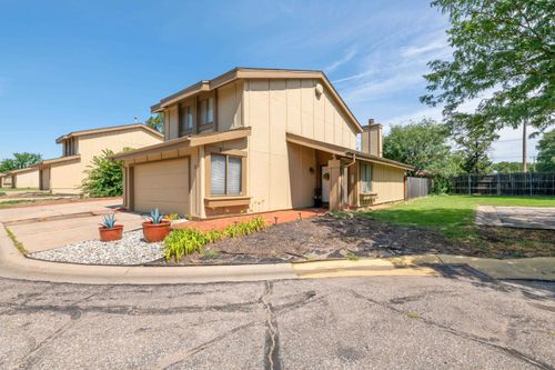 8419 E Harry St, Wichita, KS, 67207-4620 | Card Image
