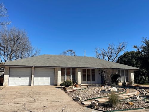 2206 Kenbridge Dr, Austin, TX, 78757-7735 | Card Image