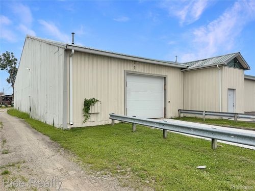 3-2447 E Judd Road, Burton, MI, 48529 | Card Image