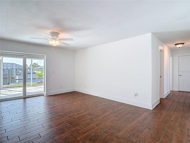 6341 Cocoa Ln, House other with 3 bedrooms, 2 bathrooms and null parking in APOLLO BEACH FL | Image 12