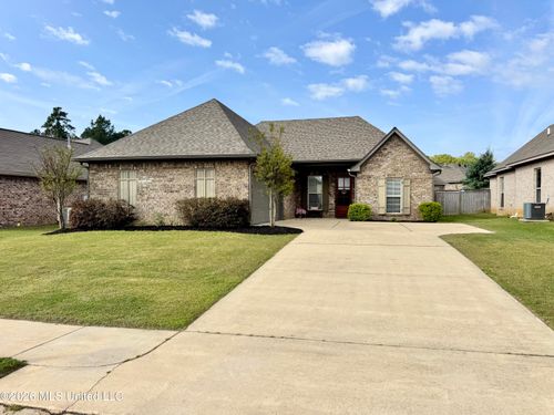 456 Greenfield Ridge Circle, Brandon, MS, 39042 | Card Image