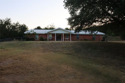 907 Cherry St, Ranger, TX, 76470-1007 | Card Image
