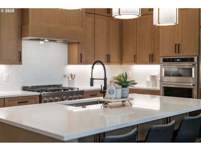 Kitchen | Image 16