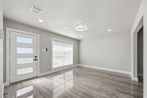 1314 Lorraine Ln, Mesquite, TX, 75149-5517 | Card Image