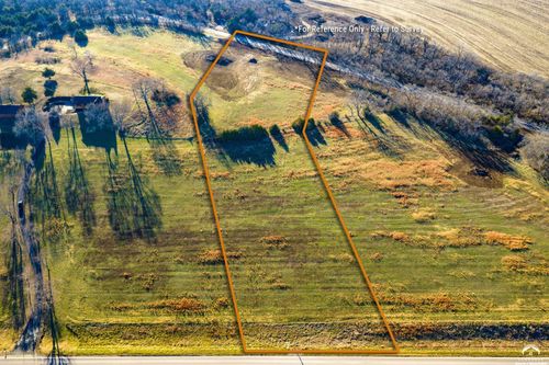 1150 Se Stanley Rd, Tecumseh, KS, 66542-9835 | Card Image