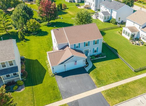 2441 Haydn St, Woodstock, IL, 60098-8045 | Card Image