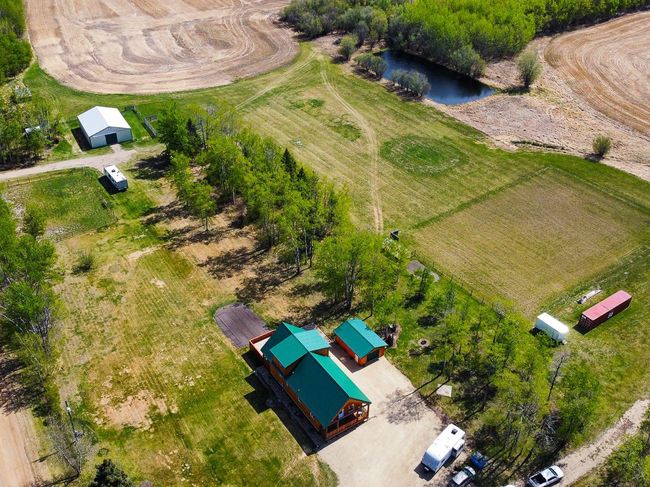 20133 Twp Rd 832, House other with 3 bedrooms, 2 bathrooms and null parking in St Isidore AB | Image 39