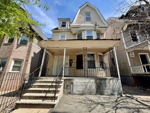 102 S 7th St, Newark, NJ, 07107-3294 | Card Image