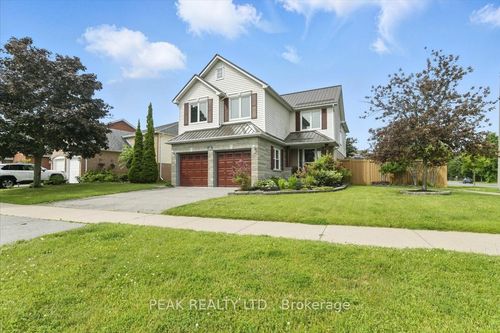 2 Granary Lane, Courtice, ON, L1E2X9 | Card Image