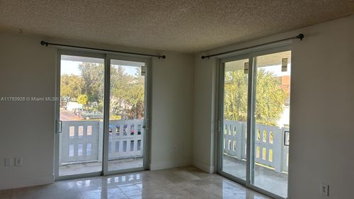 apt-201-919 Hillcrest Dr, Hollywood, FL, 33021-7856 | Card Image