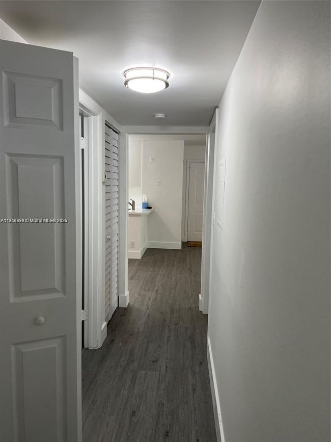 APT-4101 - 931 Lyons Rd, Condo with 2 bedrooms, 1 bathrooms and null parking in Coconut Creek FL | Image 5