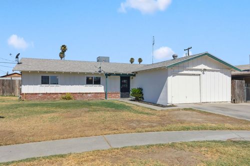21435 S Pleasant Ave, Riverdale, CA, 93656-9211 | Card Image