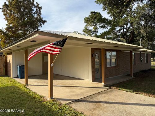 2003 Shirley Dr, Jennings, LA, 70546-7757 | Card Image