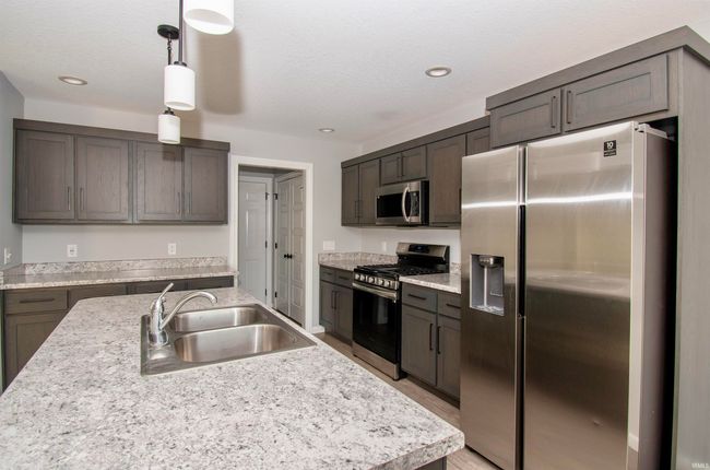 2004 Legacy St, House other with 3 bedrooms, 2 bathrooms and null parking in Garrett IN | Image 4