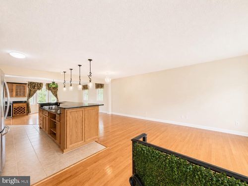13354 Jasper Ct, FAIRFAX, VA, 22033-1405 | Card Image