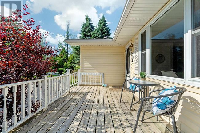 7 Andrew Cres, House other with 2 bedrooms, 1 bathrooms and 6 parking in Goderich ON | Image 4