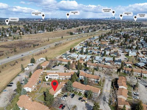 102-123 Queensland Drive Se, Calgary, AB, T2J5J4 | Card Image