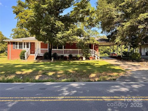 20485 Ridgecrest Rd, Locust, NC, 28097-8352 | Card Image