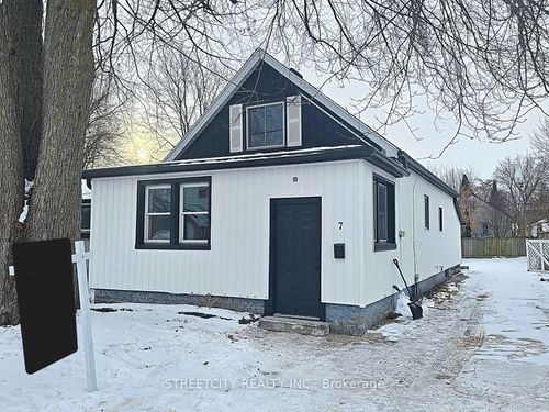 7 Forbes St, London, ON, N6J1L2 | Card Image