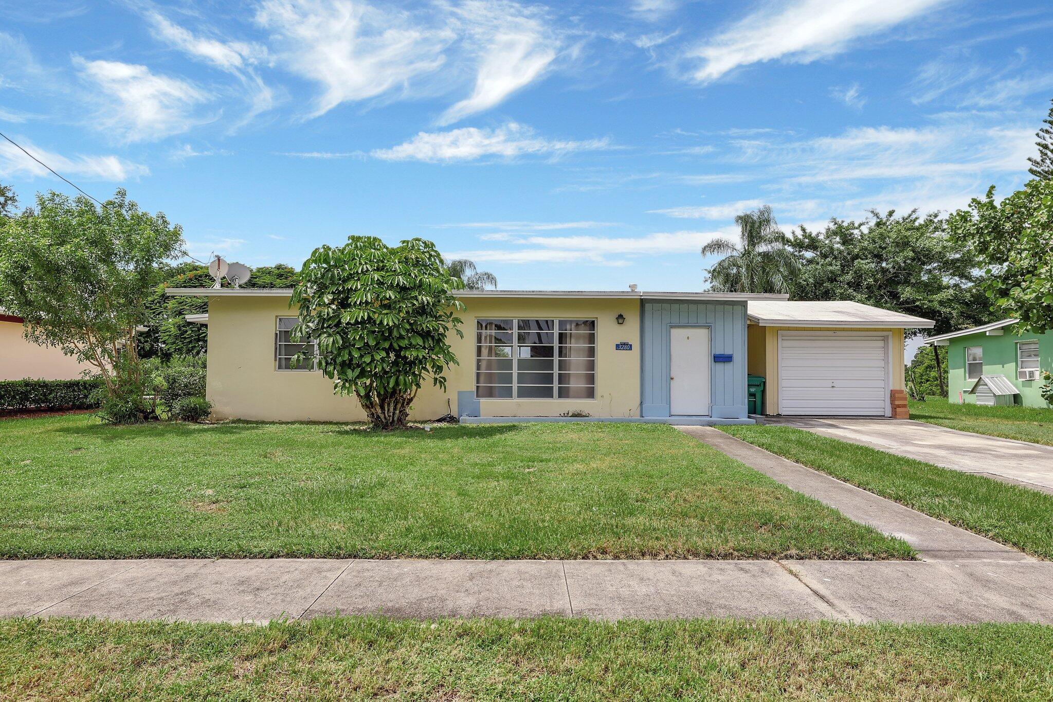 Monte Vista St, Port Street Lucie, FL 34952
