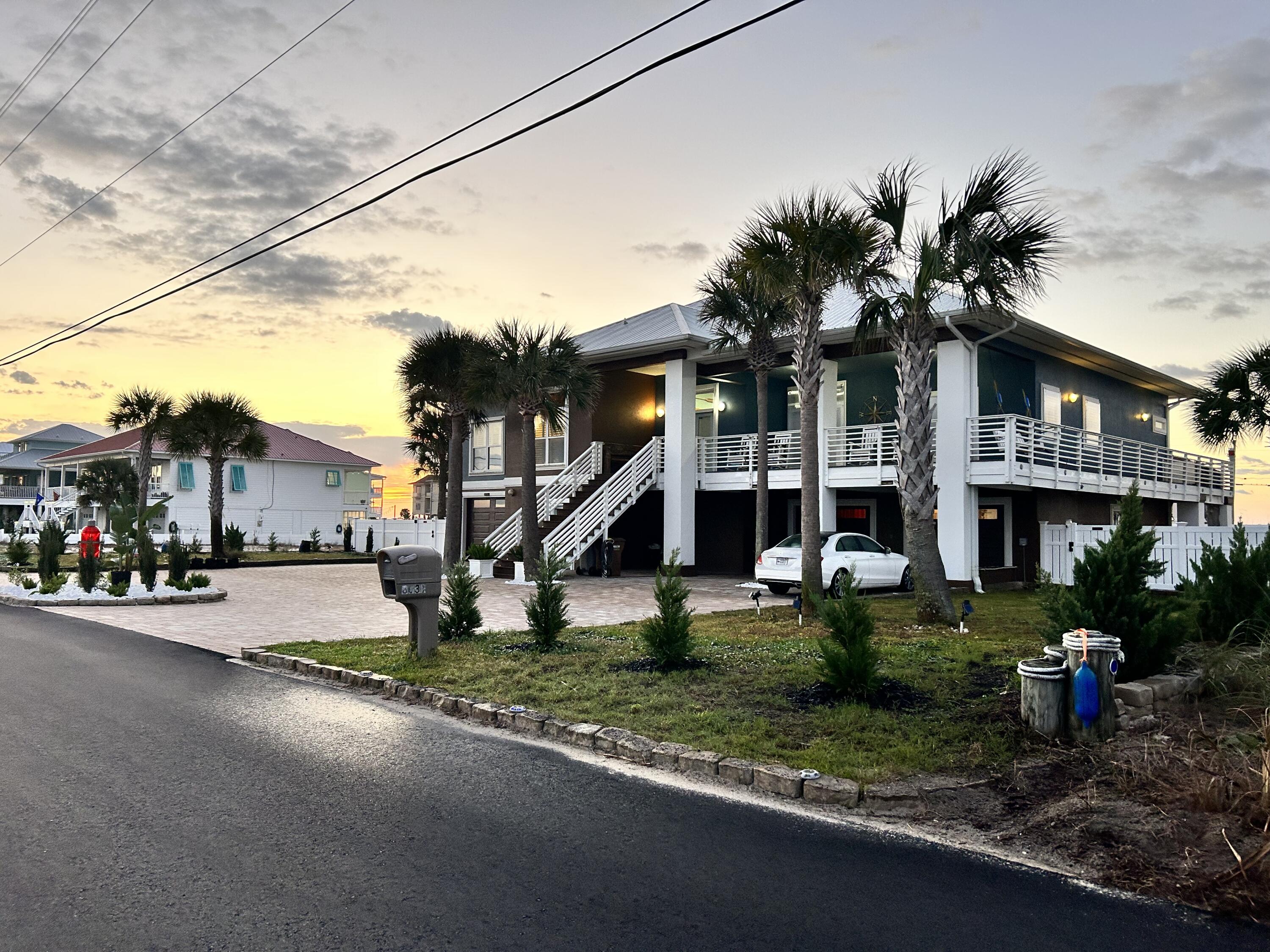 White Sands Blvd, Navarre, FL 32566