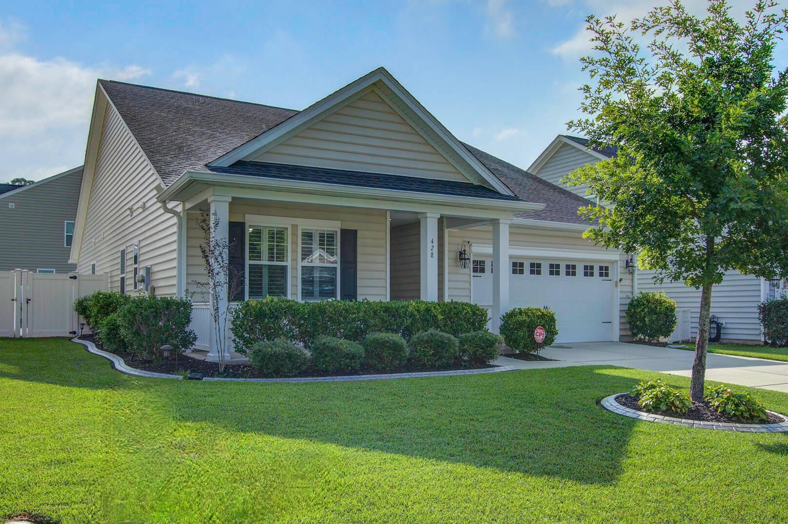 Fetterbush Dr, Moncks Corner, SC 29461