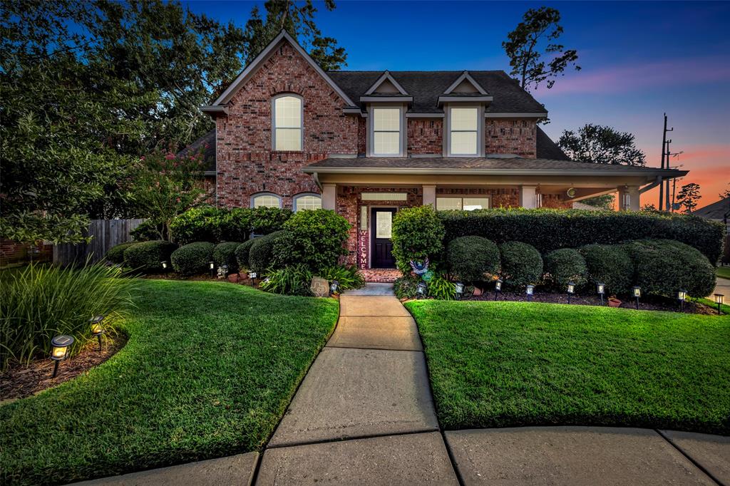 Gray Forest Trl, Tomball, TX 77377