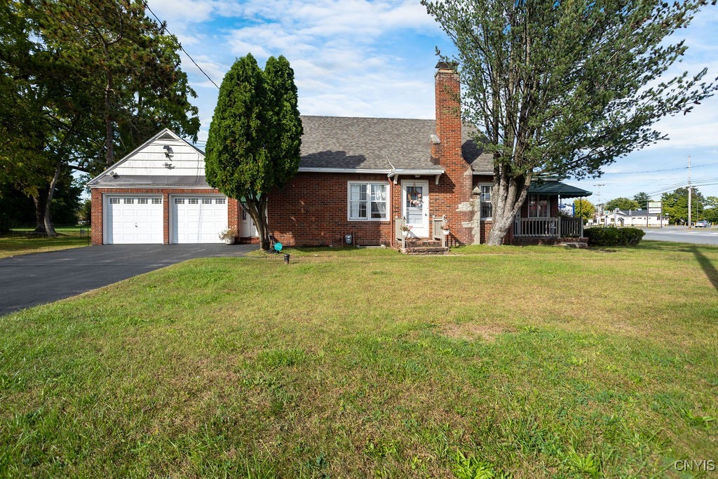 Wally Rd, Syracuse, NY 13212