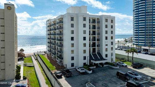 apt-4b-2615 S Atlantic Ave, DAYTONA BEACH SHORES, FL, 32118-5636 | Card Image