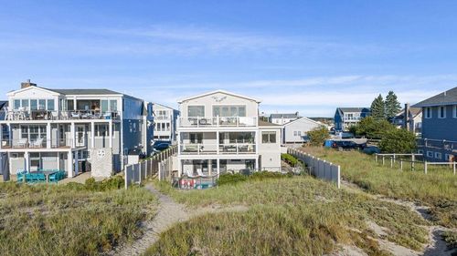 126 Ocean Blvd, Seabrook, NH, 03874-4926 | Card Image