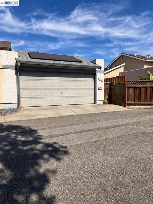 1066 N Capitol Ave, San Jose, CA, 95133-1302 | Card Image