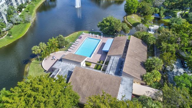 APT-505 - 2205 S Cypress Bend Dr, Condo with 2 bedrooms, 2 bathrooms and null parking in Pompano Beach FL | Image 62