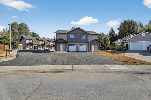 110-5535 Woodland Cres E, Port Alberni, BC, V9Y8E6 | Card Image