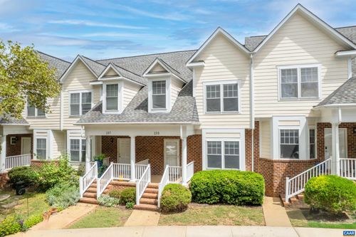 139 Old Fifth Cir, CHARLOTTESVILLE, VA, 22903-4330 | Card Image