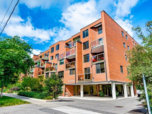 109209-30 Glen Elm Ave, Toronto, ON, M4T1T7 | Card Image