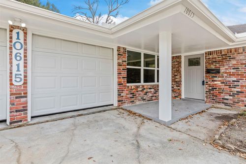 10615 Clematis Ln, Houston, TX, 77035-3223 | Card Image