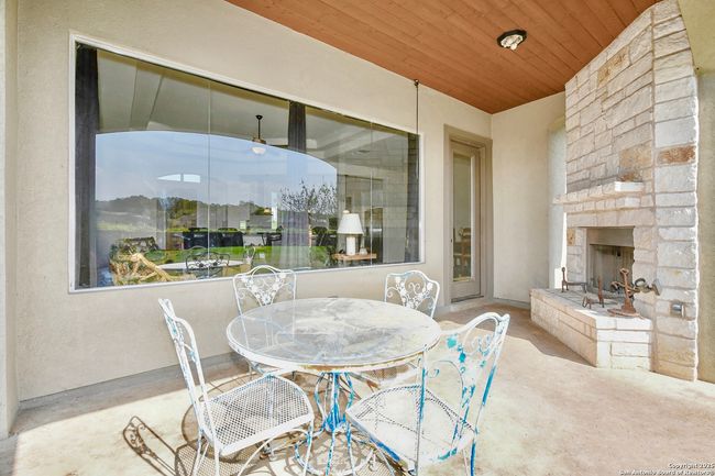 521 Saxet Trl, House other with 3 bedrooms, 2 bathrooms and null parking in Spring Branch TX | Image 27