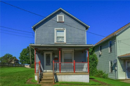 102 13th St, Ellwood City, PA, 16117 | Card Image