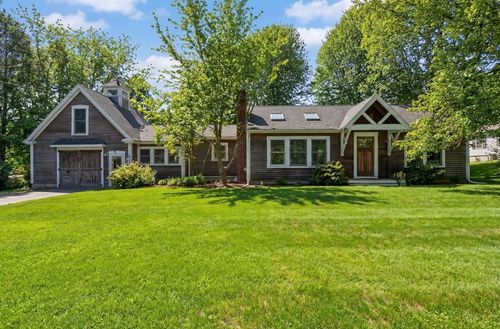 327 Country Way, Scituate, MA, 02066-3735 | Card Image