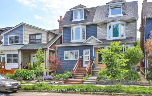 82 Alton Ave, Toronto, ON, M4L2M2 | Card Image