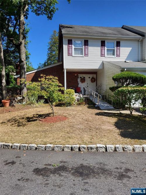 156 Ticonderoga Ter, Wayne, NJ, 07470-6335 | Card Image